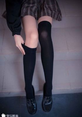 欧美式客厅挂画_DVD电影在线看