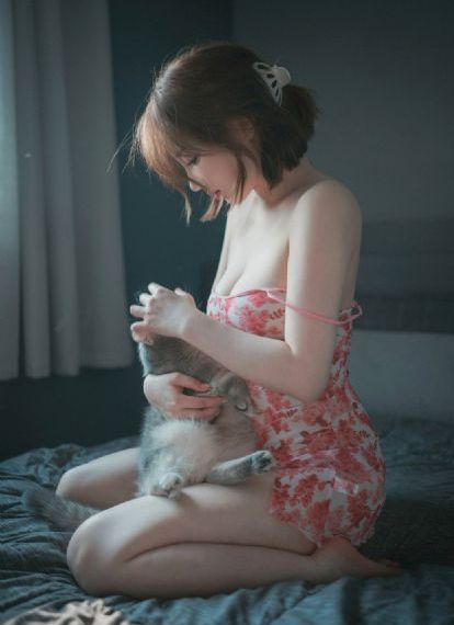 欧美美女回眸摄影_蓝光电影在线看