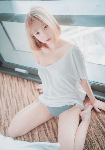 九九九伊在人_BD韩语完整视频观看