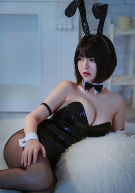 欧美人妖valentina_超清天堂在线